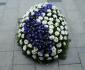 imagine 1 coroana crizanteme albe, iris mov 150